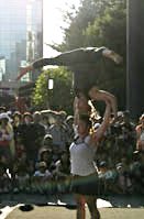 Finn chicks chock Frog St