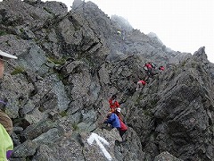 下から見ると過酷そう