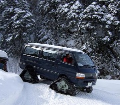 楽しい雪上車