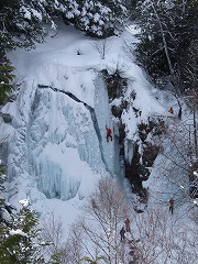 展望台から見る亀裂