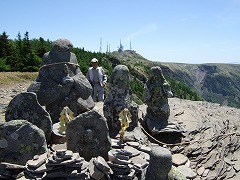 王ヶ鼻の石仏群