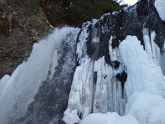 冬なのに水しぶき