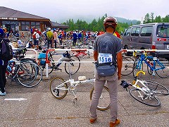 ツールド・美ヶ原頂上後姿