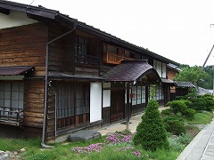 学校跡の名残でしょうか？