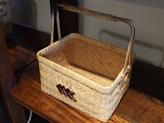 手さげ籠