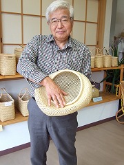 花器　押さえるとこうなる