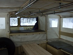 雪上車中　２