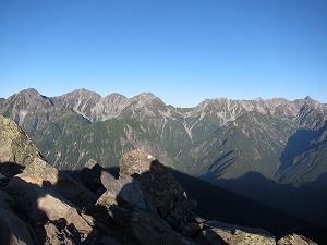 早朝の蝶槍からの眺め