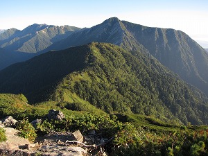 こらから通る山々