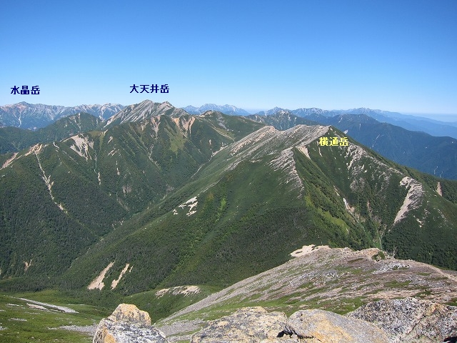 常念から北を眺める