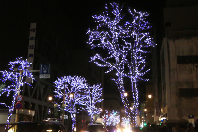 大名町の光のペ－ジェントも綺麗でした