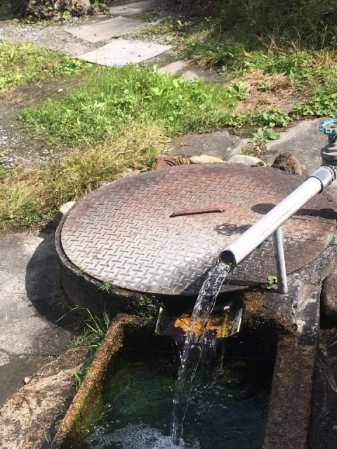 駐車場の井戸